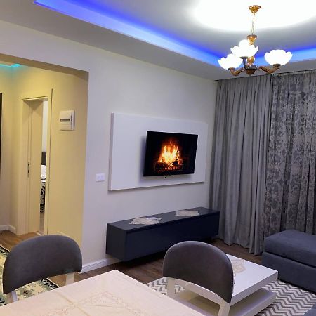 Komatas Modern Apartments In Bllok Area Tiranë Luaran gambar