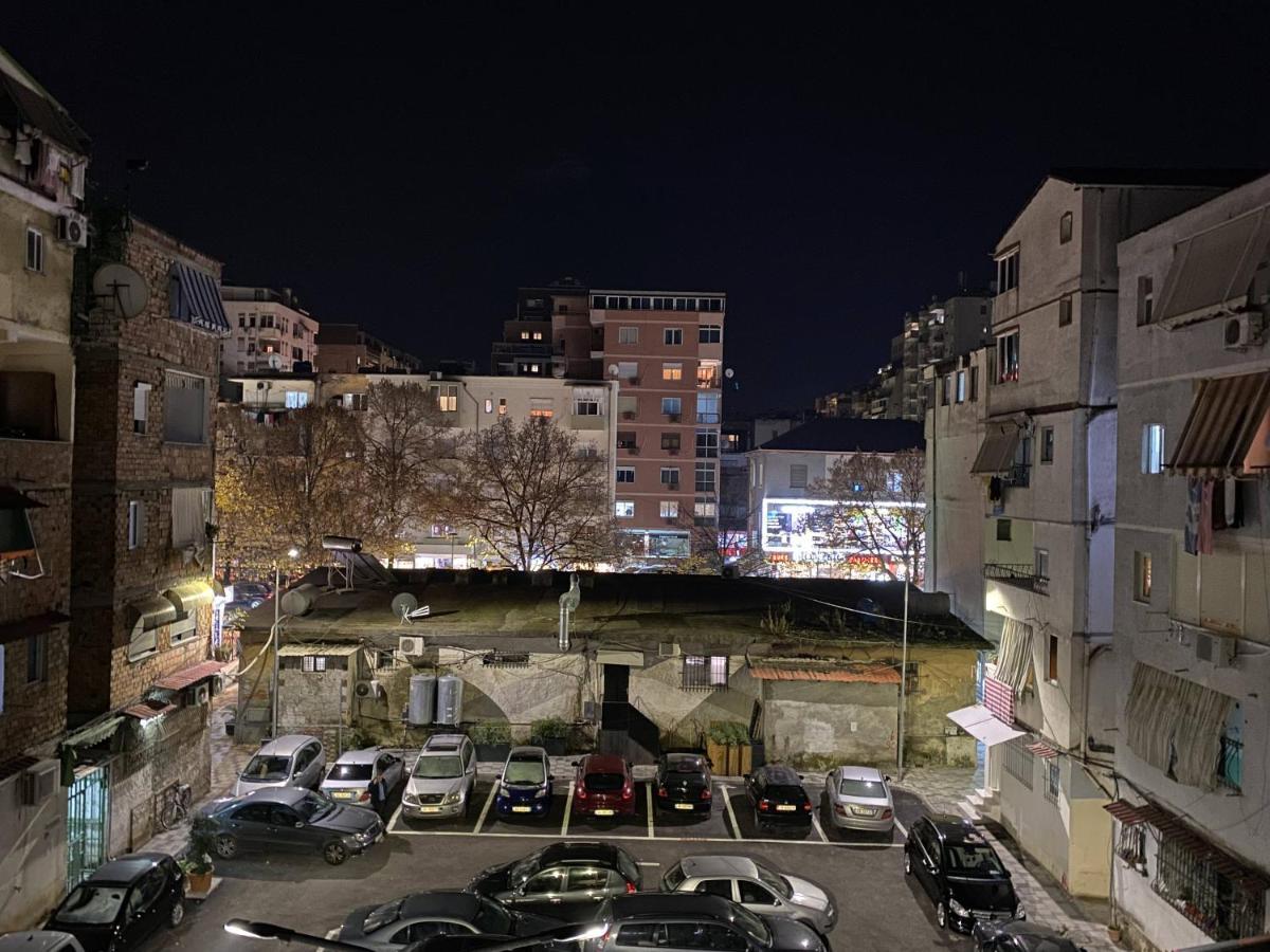Komatas Modern Apartments In Bllok Area Tiranë Luaran gambar