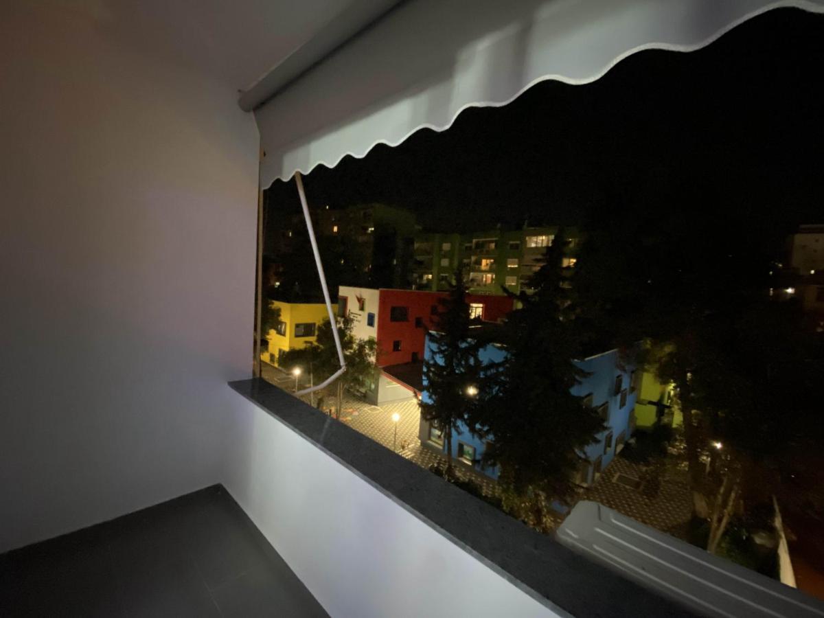 Komatas Modern Apartments In Bllok Area Tiranë Luaran gambar